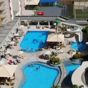 Resid Prive Thermas I - 804-b Apartamento